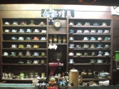 ����D �����P