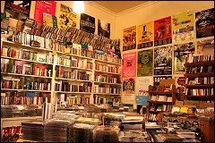 �F�J�@�C���f�B�[�Y�b�c���X�@�����^�����R�[�h�X�g�A�@�X��